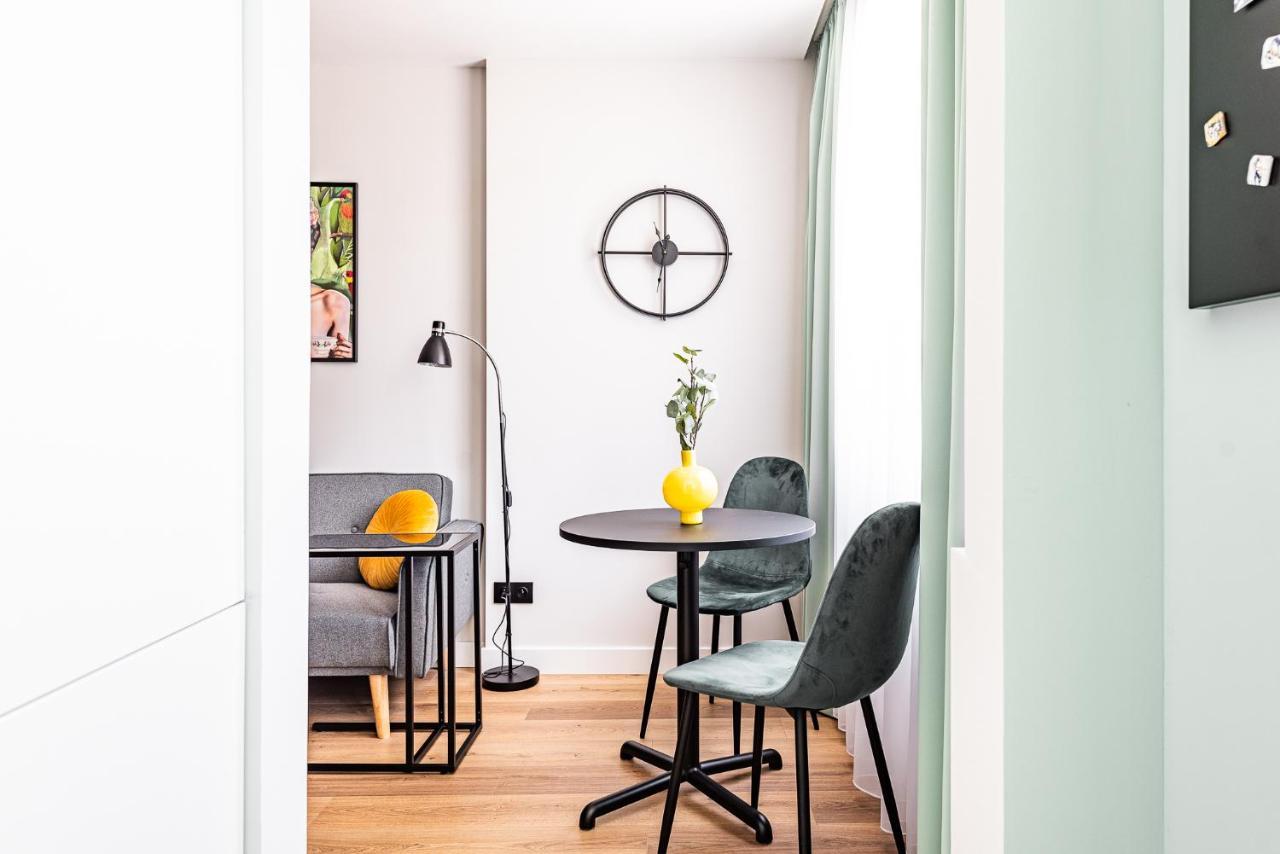 Apartment Frida Katowice Ligota Near Hospitals & Sum Bagian luar foto